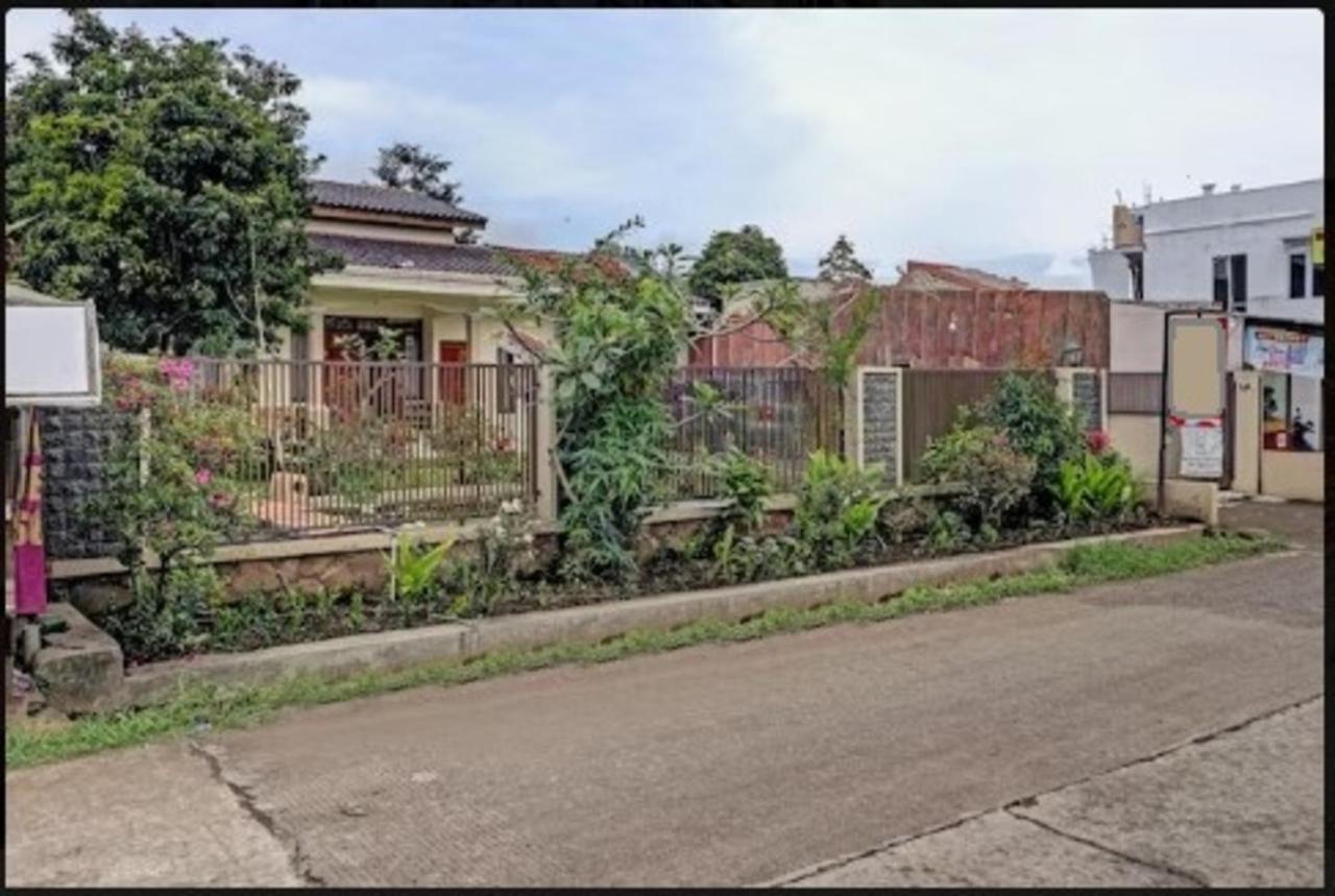 Adinda Homestay Lembang Kültér fotó